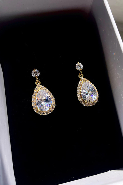 Gold tear drop earing