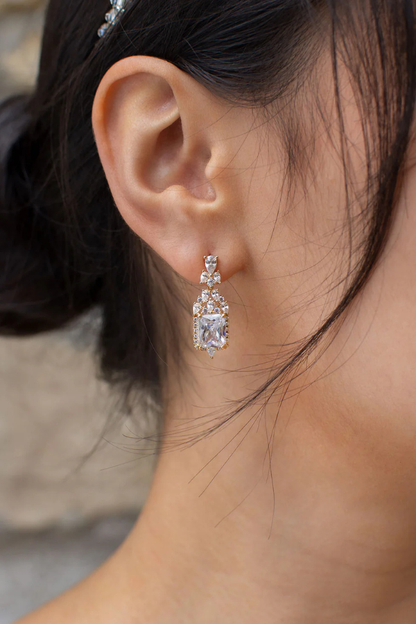 Lena gold earing