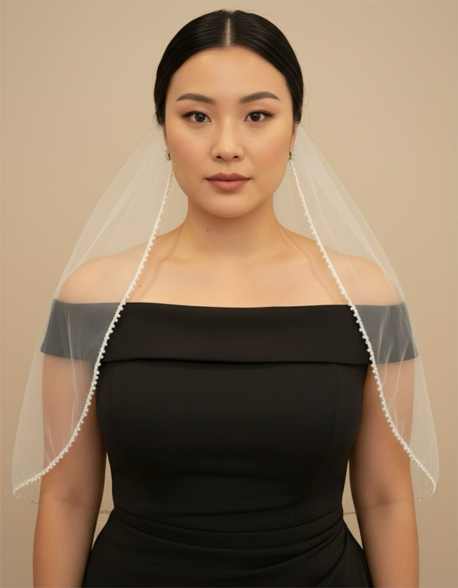 Pearl Beaded Edge Veil