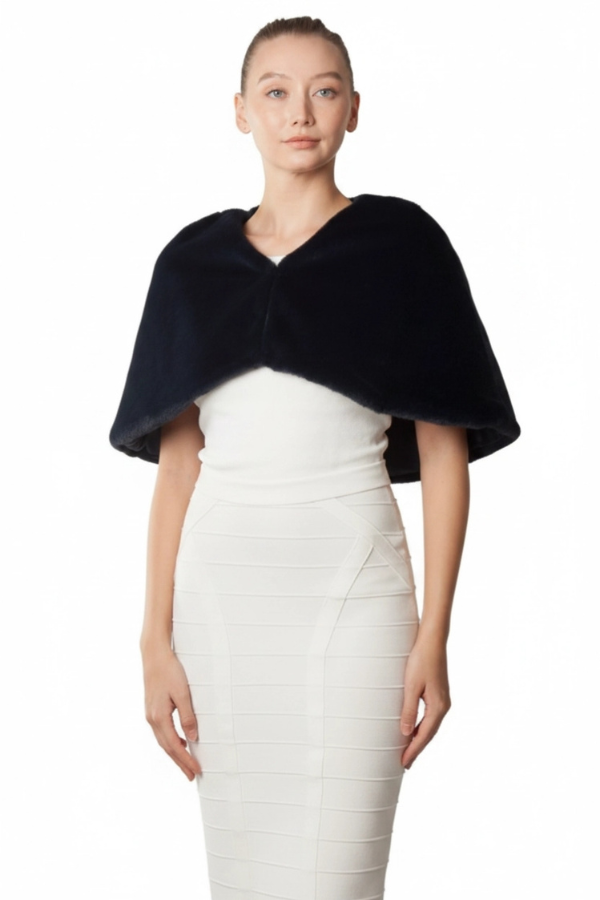 Cape faux fur