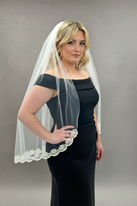 Scalloped Pearl and Bead Veil
