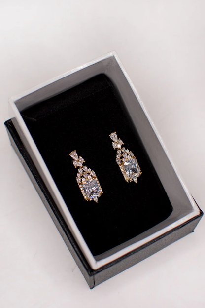 Lena gold earing