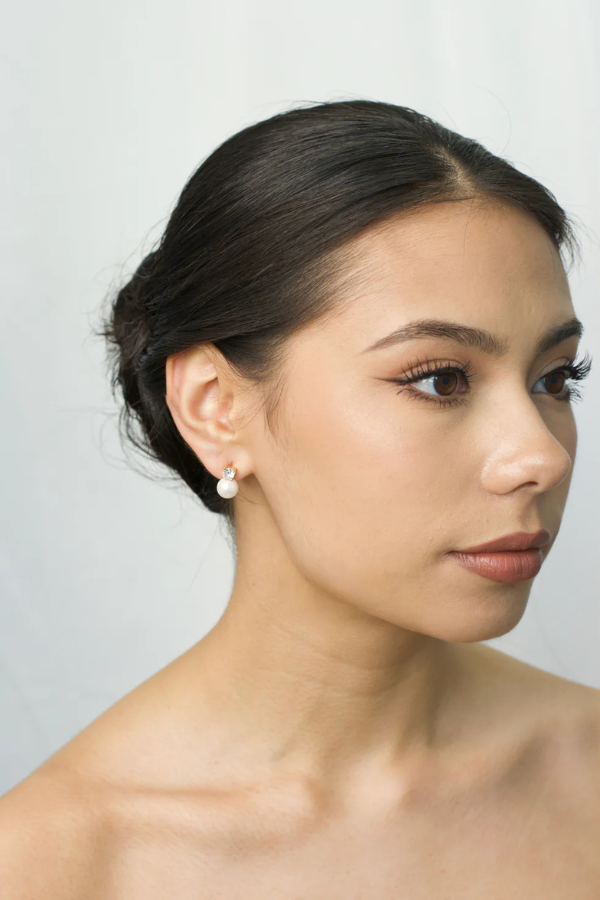 Diamond pearl earing